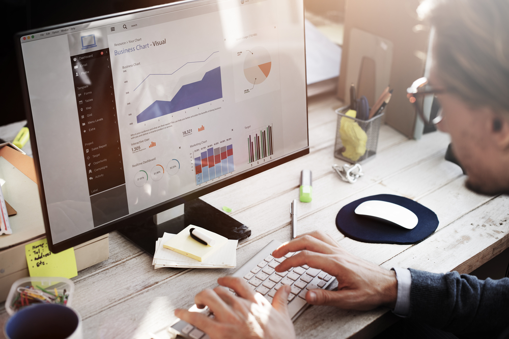 4 Must-Have Skills for a Successful Career in Data Analytics
